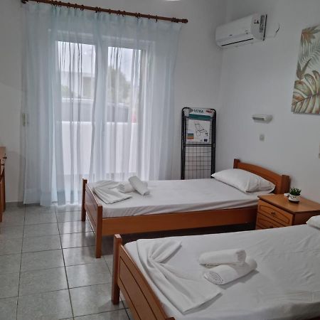 Red Rose Apartment Kampos  Exterior photo
